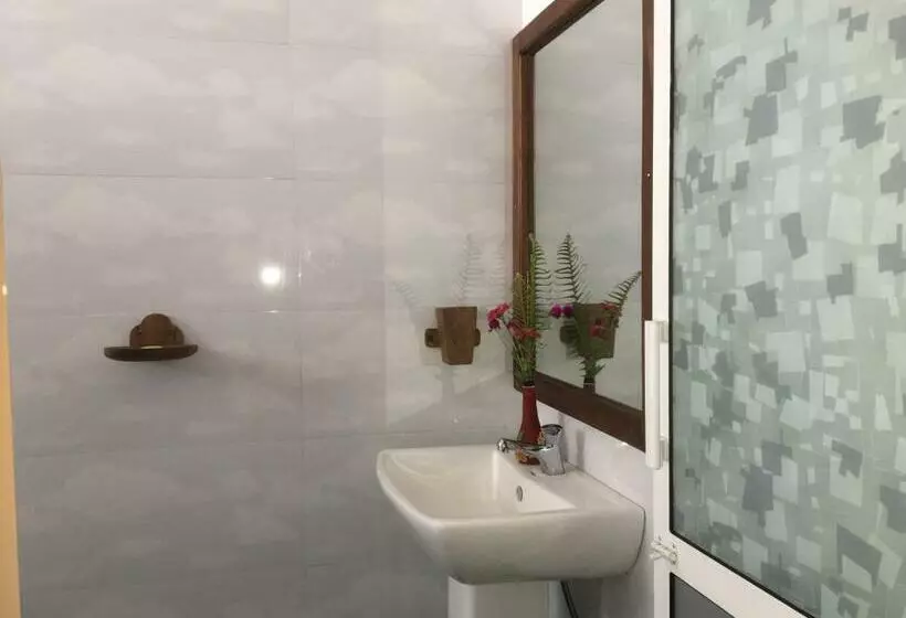 هتل Villa Surfing Sea Hiriketiya