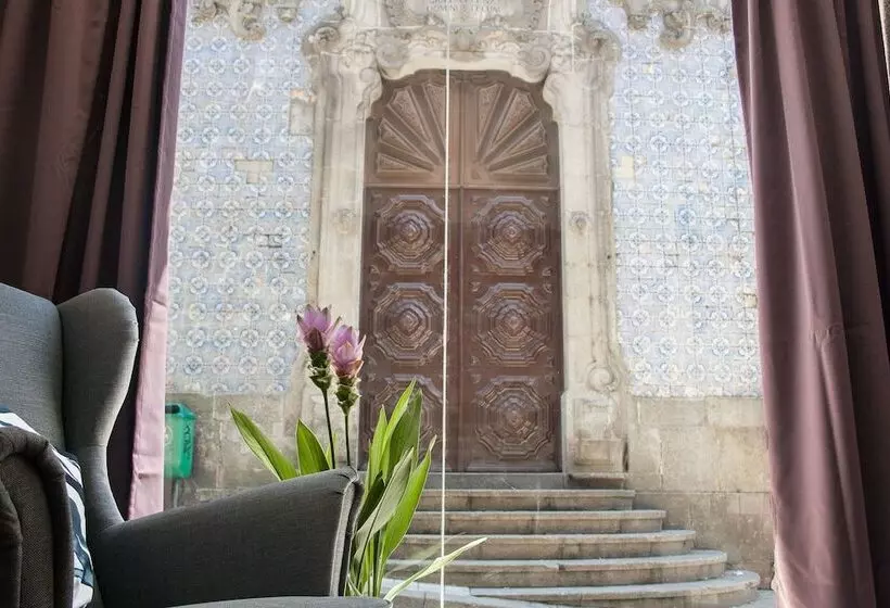 پانسیون Nations Porto   Studios & Suites