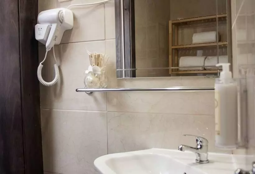 پانسیون Nations Porto   Studios & Suites