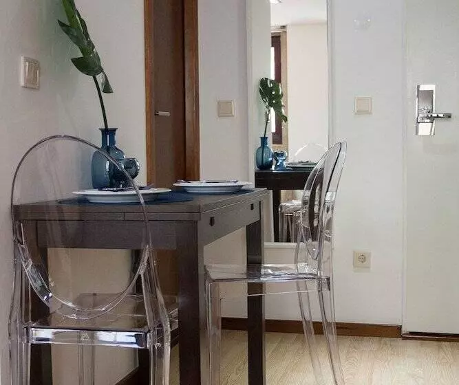 پانسیون Nations Porto   Studios & Suites