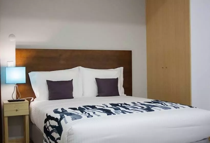 پانسیون Nations Porto   Studios & Suites