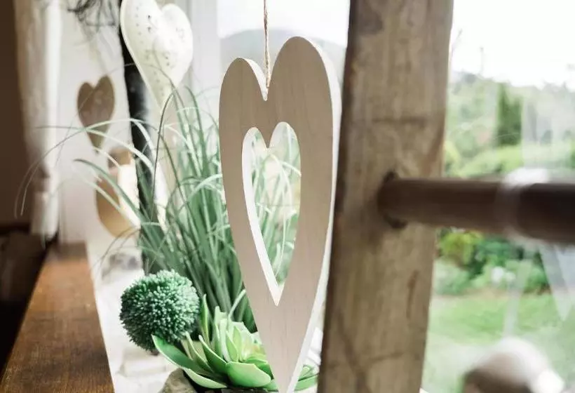 Aamiaismajoitus (B&B) Gästehaus Reicher