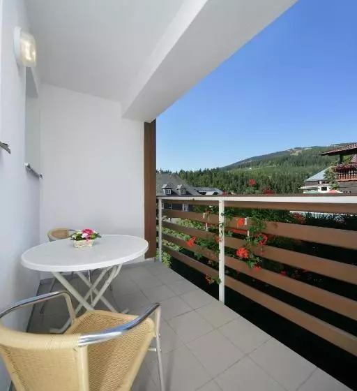 تختخواب و صبحانه Pension Alba