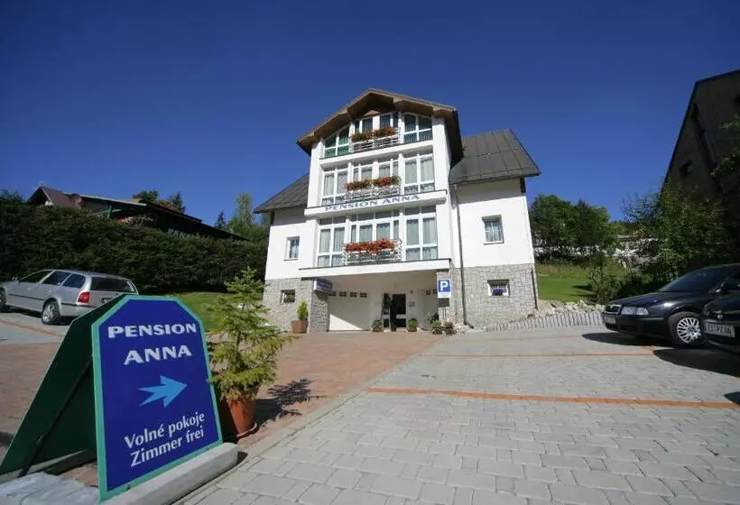 تختخواب و صبحانه Pension Alba