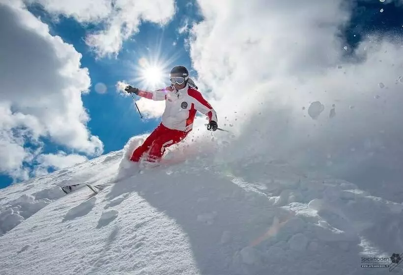 Отель Ahrner Wirt Apartments