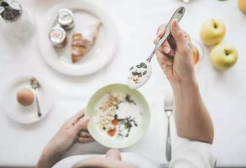 Отель Ahrner Wirt Apartments