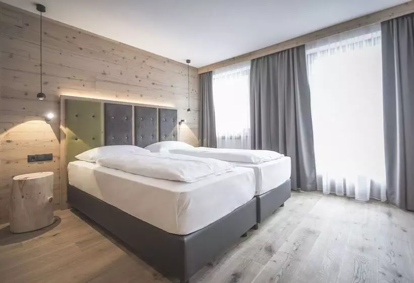 Отель Ahrner Wirt Apartments