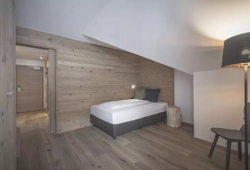 Отель Ahrner Wirt Apartments