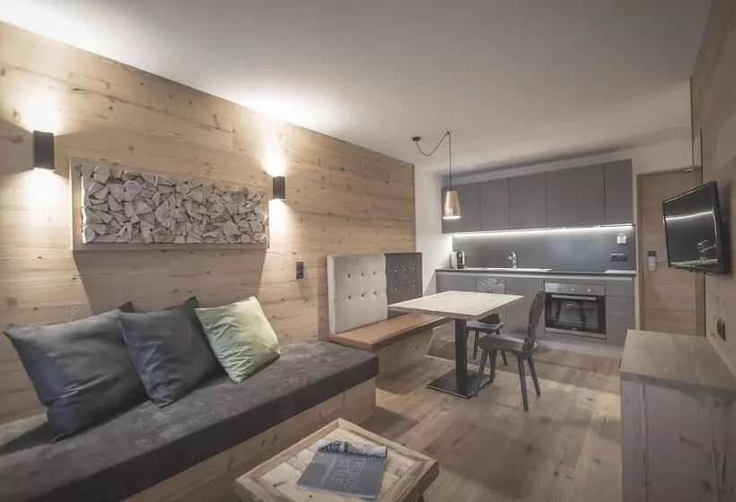 Отель Ahrner Wirt Apartments