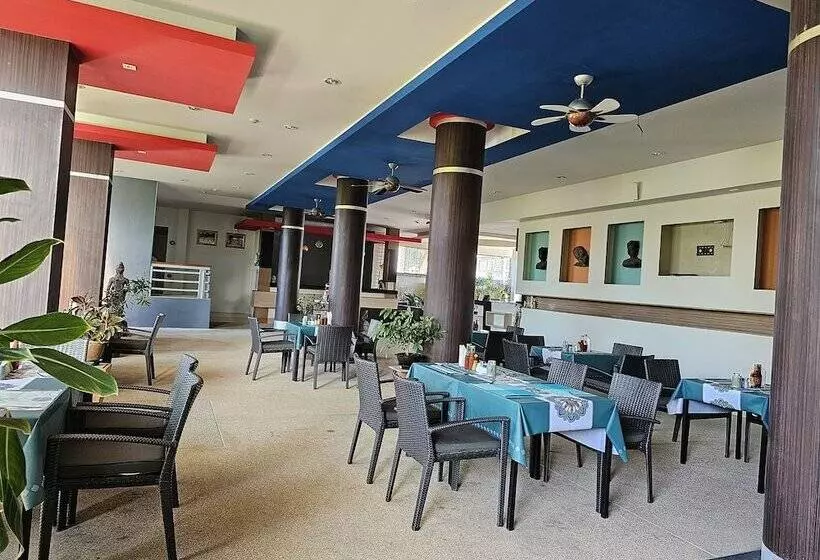 Hotel Am Surin Place Sha Extra Plus