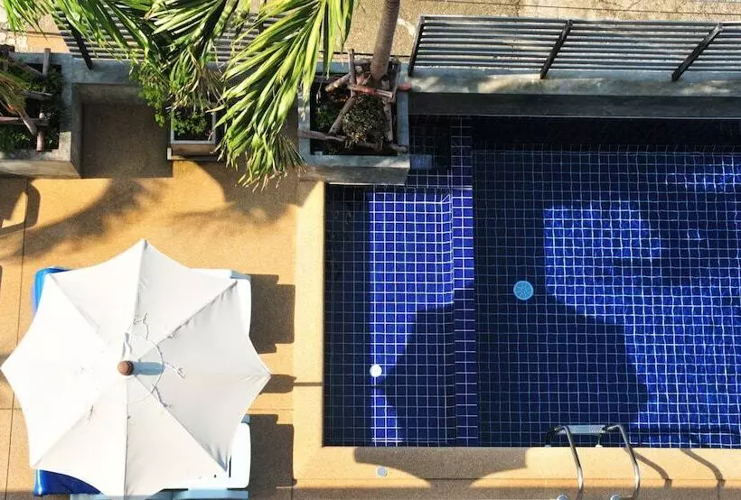 Hotel Am Surin Place Sha Extra Plus