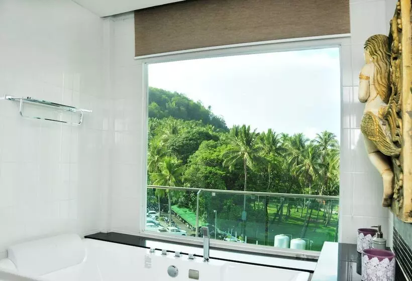 Hotel Am Surin Place Sha Extra Plus