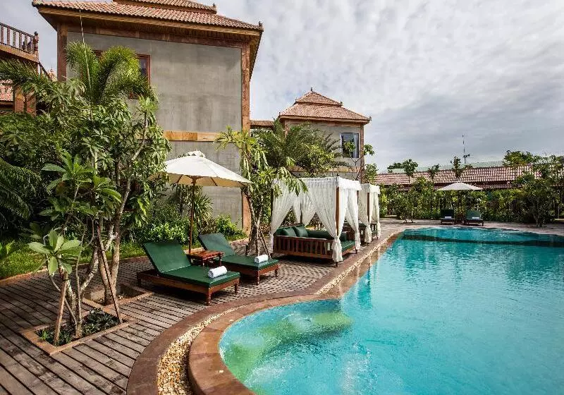 Hotel Model Angkor Resort