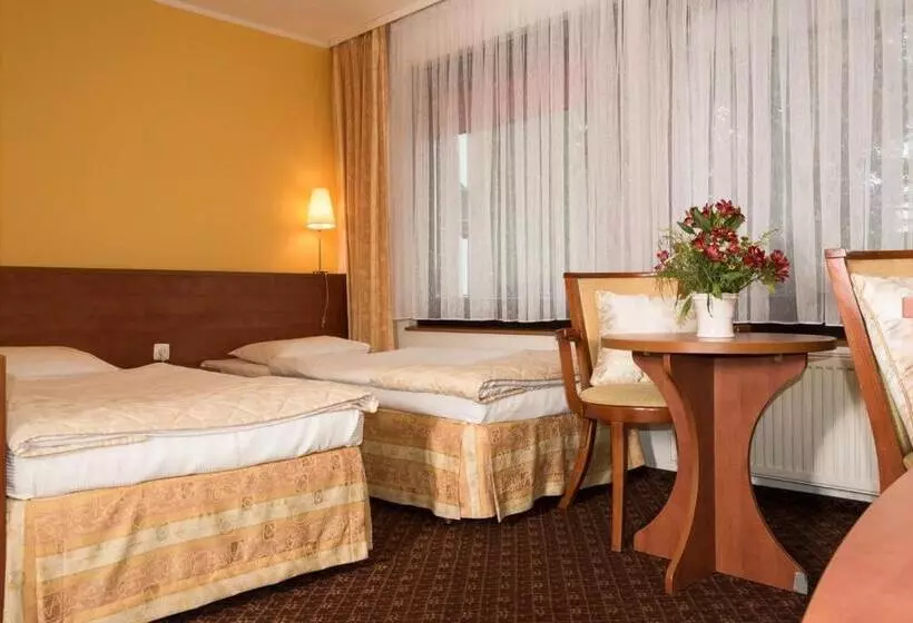 فندق Astra Tajemniczy Ogród