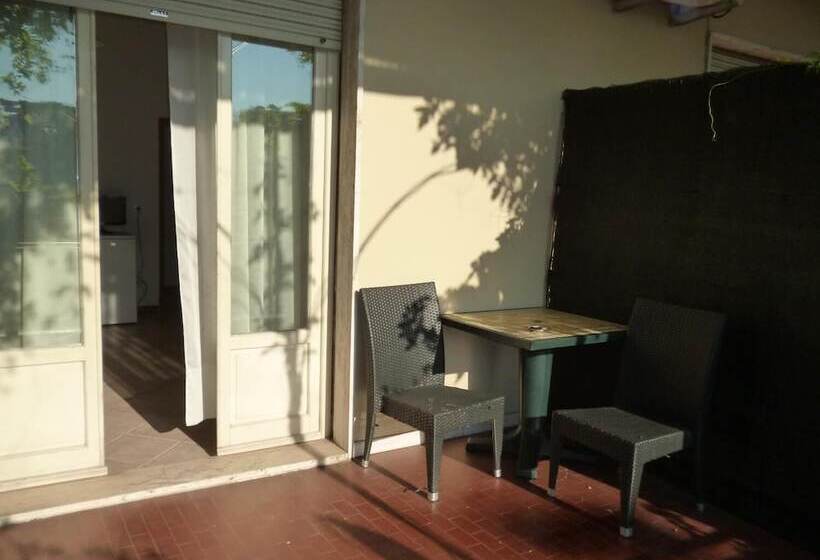 호텔 Eurotravel Bed And Car