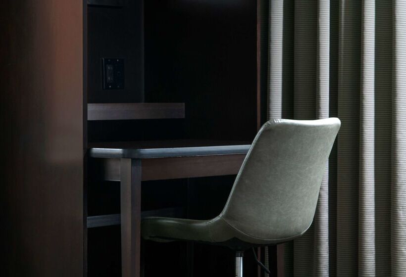 هتل Hampton Inn & Suites Portsmouth Downtown