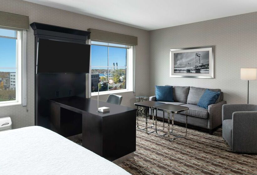هتل Hampton Inn & Suites Portsmouth Downtown