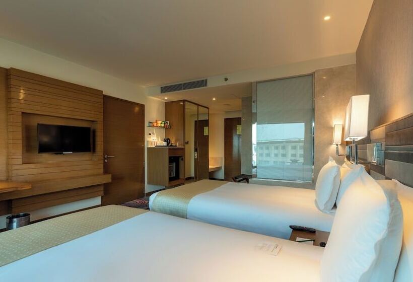 בית מלון כפרי Holiday Inn Jaipur City Centre, An Ihg