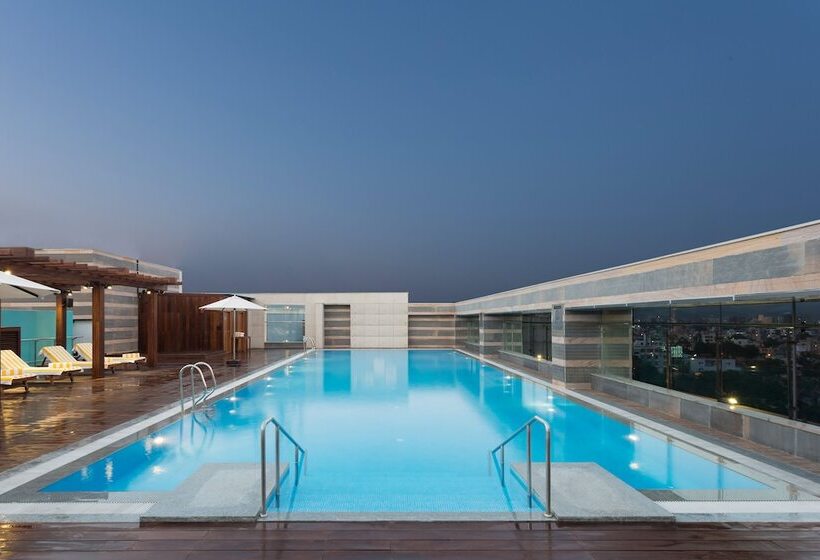 בית מלון כפרי Holiday Inn Jaipur City Centre, An Ihg