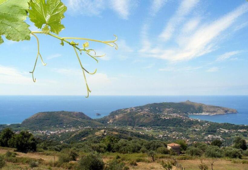 Отель Il Castello Di San Sergio