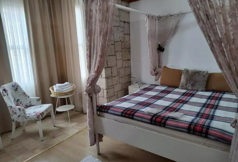 Hotel Kemerlihan Deluxe