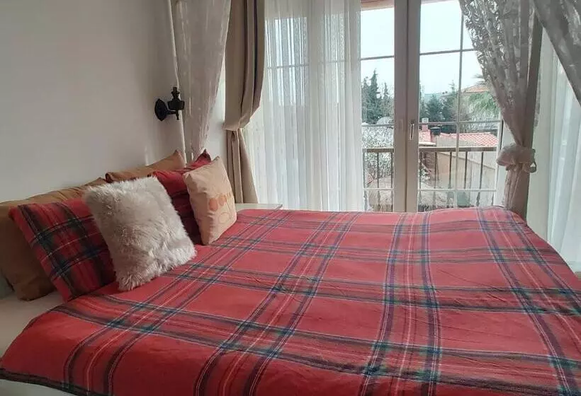 Hotel Kemerlihan Deluxe