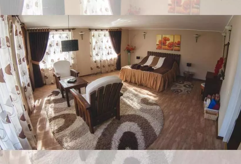 Hotelli And Restaurant Complex Mykolayiv