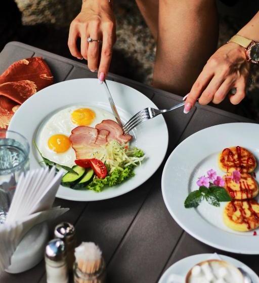 هتل And Restaurant Complex Mykolayiv