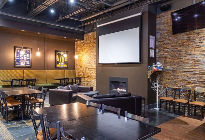 酒店 Quality Inn & Suites