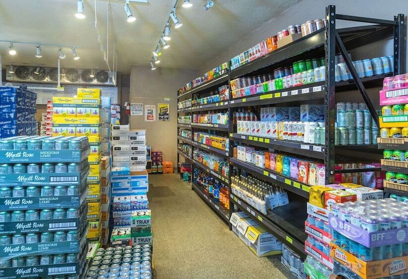 酒店 Quality Inn & Suites