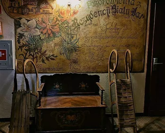 Otel Rezydencja Biały Jar