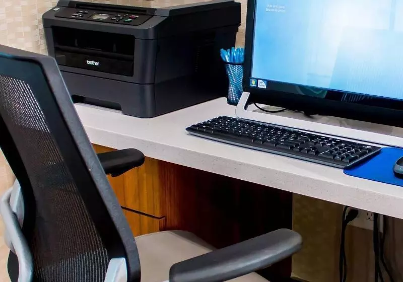 Отель Springhill Suites By Marriott Sumter