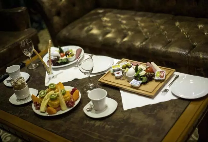 هتل Teymur Continental