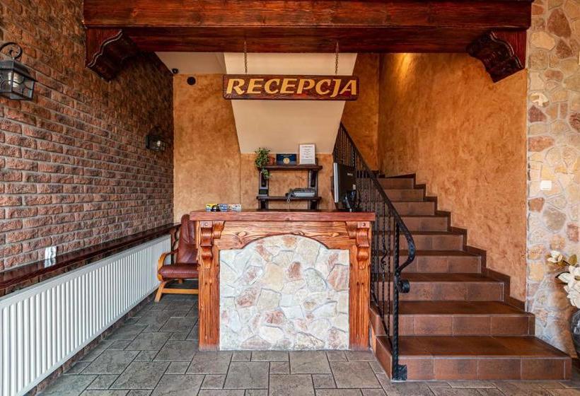 فندق Zajazd Bachus