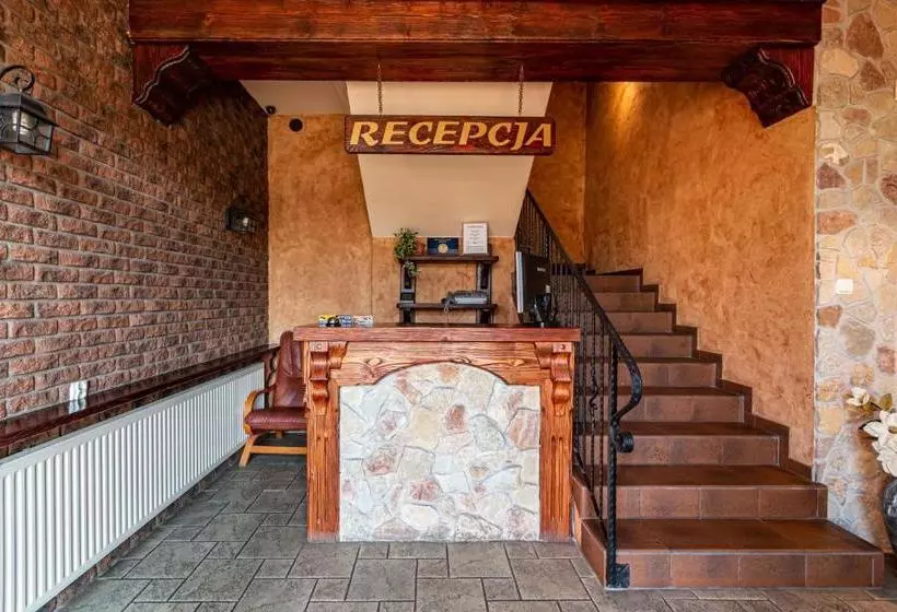 酒店 Zajazd Bachus