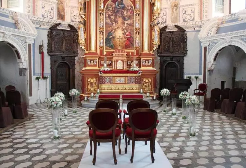 Отель Zamek W Krasiczynie