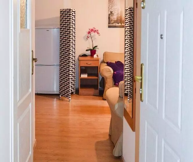 Majatalo Kosmopolita Rooms