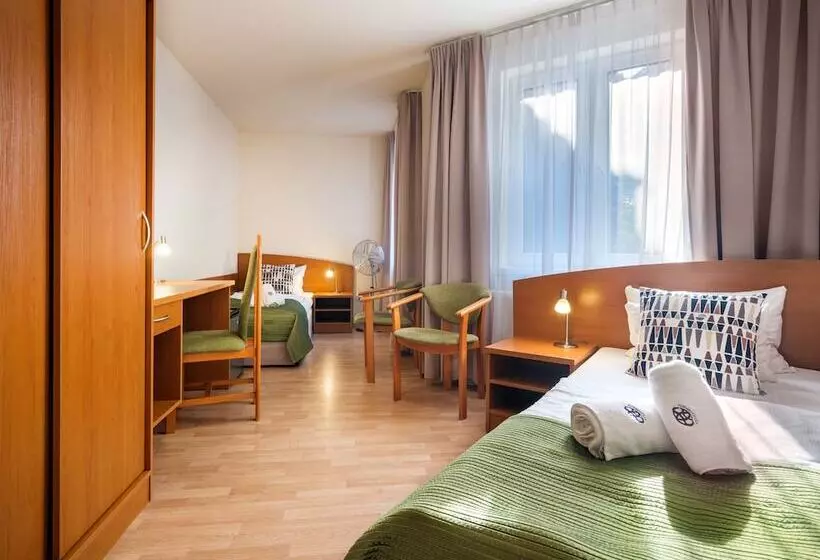 Majatalo Kosmopolita Rooms