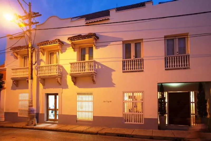 San Diego 974 Suites