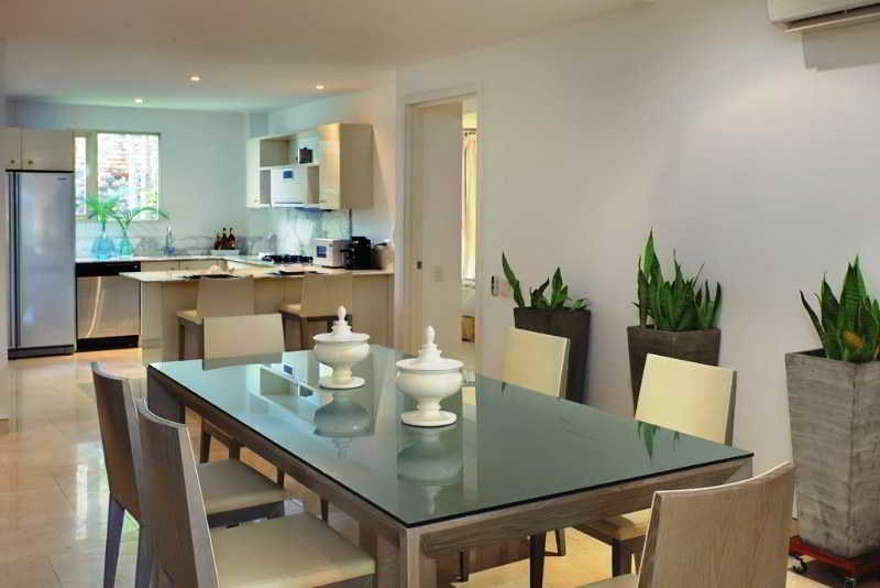 San Diego 974 Suites