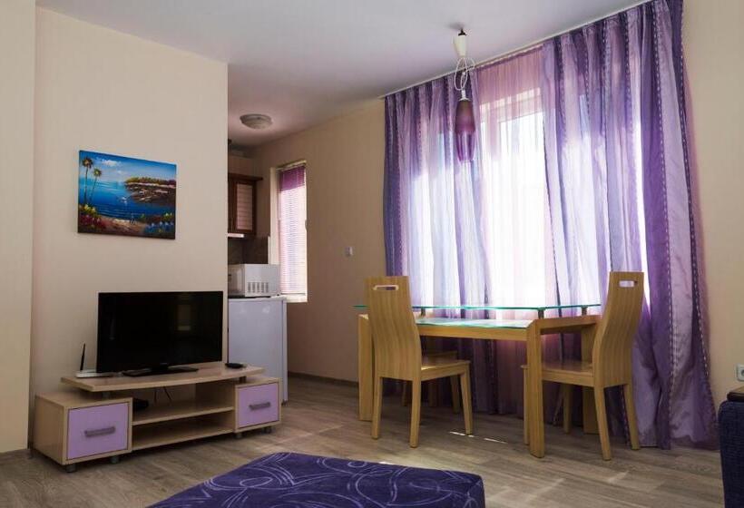 Aquaria Holiday Apartments