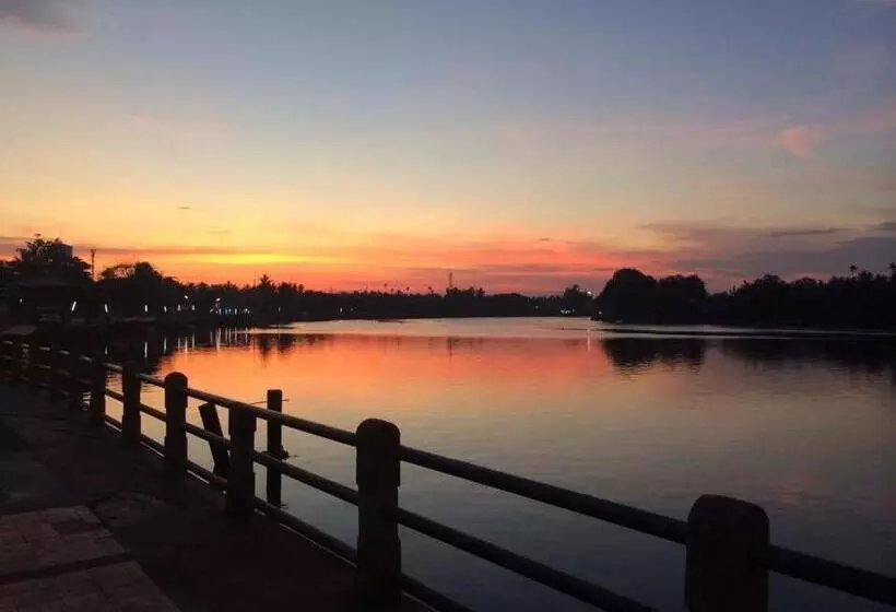 Majatalo Baan Songsri