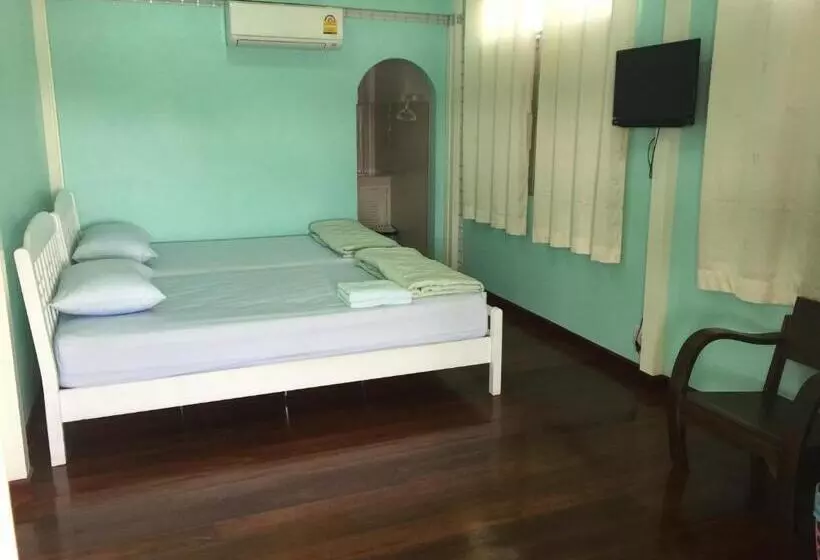 Majatalo Baan Songsri