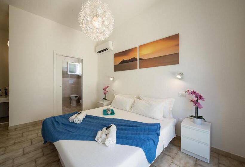 پانسیون Coru E Mari