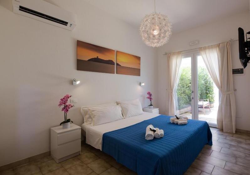 پانسیون Coru E Mari