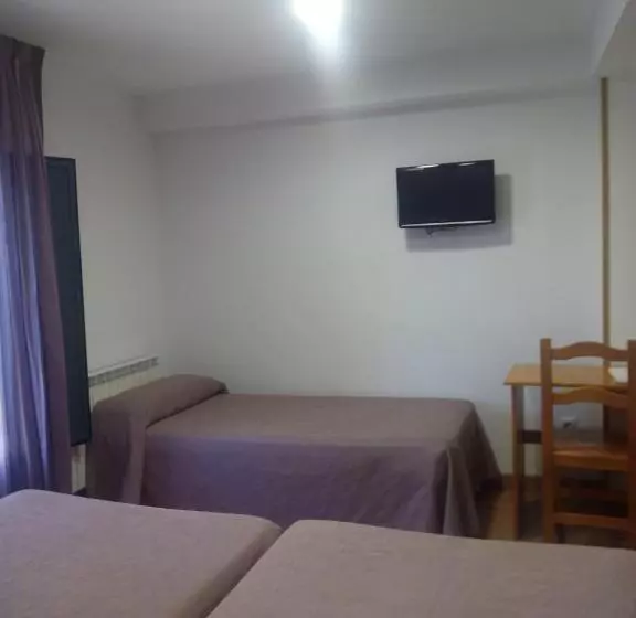 Majatalo Hostal Plaza Mayor De Almazán