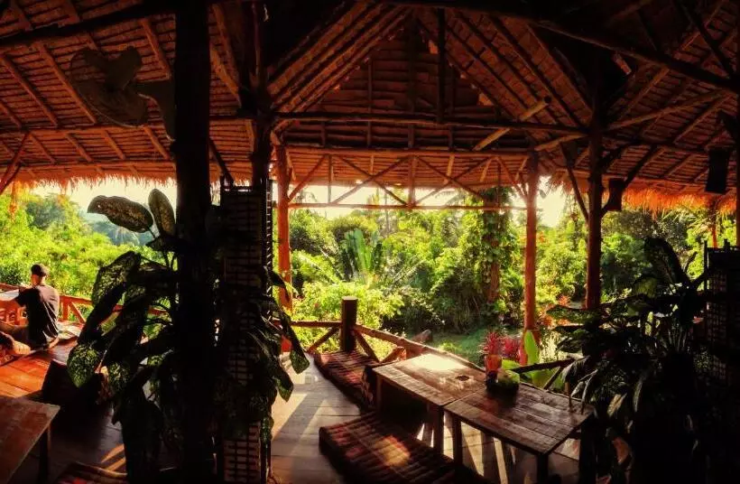 Majatalo Oasis Koh Chang