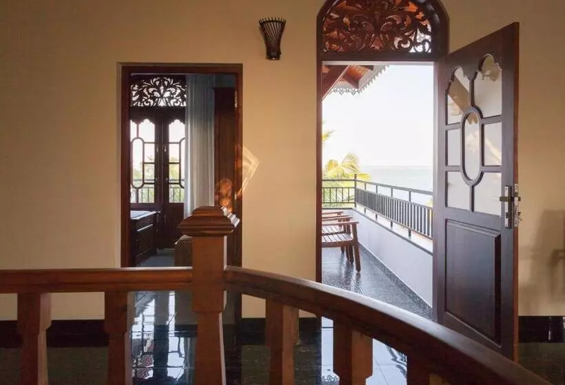 ペンション Sri Lagoon Villa