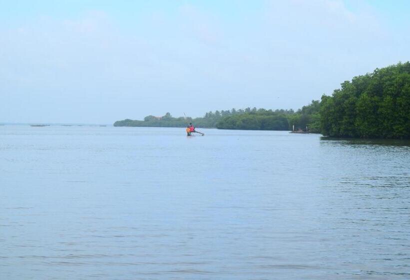 Pension Sri Lagoon Villa