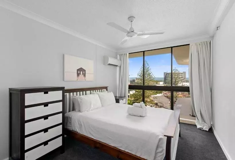 Beachcomber Resort   Official